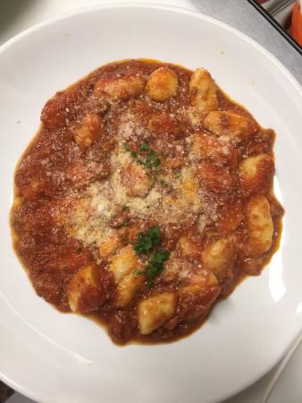 Il Giardino signature dishes Veal Osso BucoSand Dabs with Lemon and CapersGnocchi with Meat SaucePasta e Fagioli﻿﻿﻿